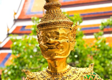 wat phra keao Bangkok grand palace'nın heykeli altın inci