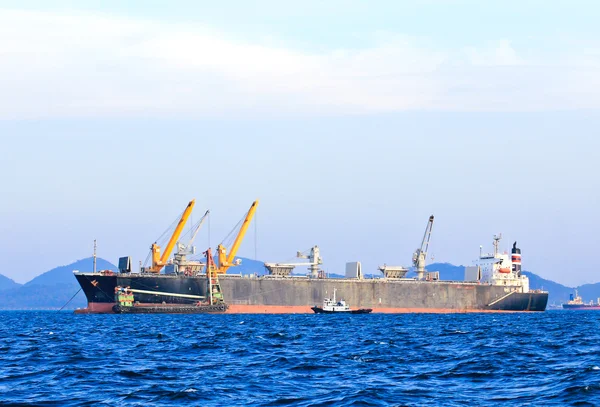 Large ship on sea — Stock Photo, Image