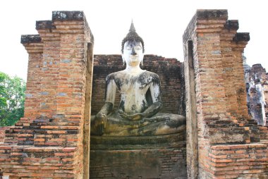 Antik Buda heykeli. Sukhothai Tarih Parkı, eski kasaba o