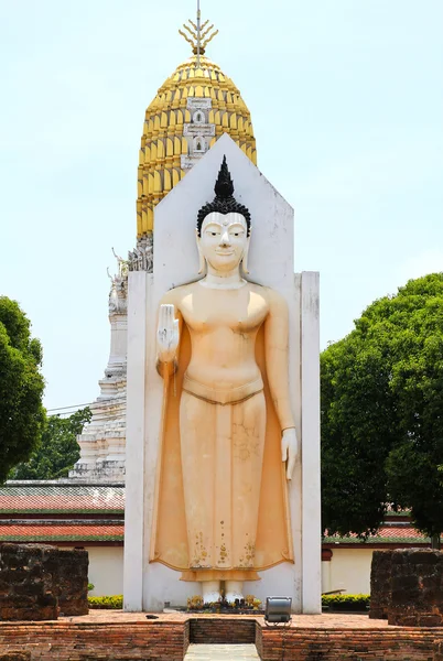 ワット ・ プラ ・ スリランカ ラッタナ マハタット寺院で、ピサヌローク、タイ — ストック写真