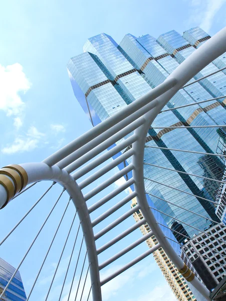 Flyover to walk across the intersection and link between the sky — Stock Photo, Image