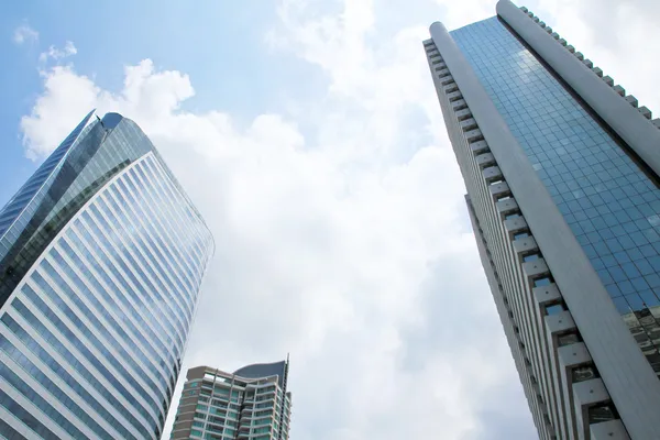 Edifícios de escritórios no business center — Fotografia de Stock