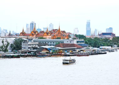 chao phraya Nehri ile grand palace'nın havadan görünümü