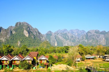 Vang Vieng 'in manzarası, Laos.