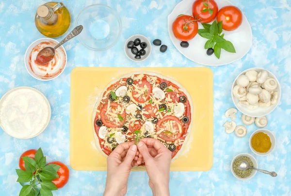 Зробити Домашню Вегетаріанську Піцу Крок Кроком Крок Додавання Зелені Стокова Картинка
