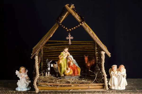 Kerstkaart Met Figuren Van Jezus Maagd Maria Jozef Een Donkere — Stockfoto