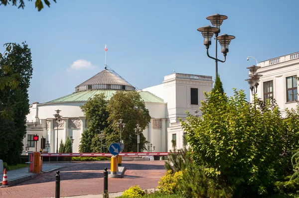 Byggnaden av sejmen i Warszawa. — Stockfoto