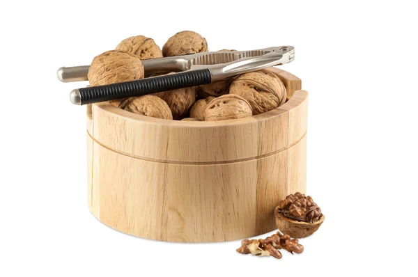 Nueces en utensilio con cascanueces —  Fotos de Stock
