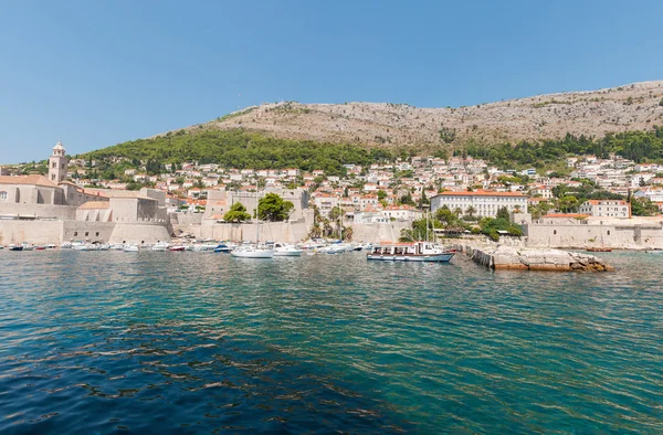 Brygge i gamlebyen Dubrovnik – stockfoto