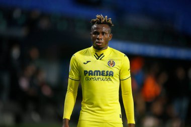 Bir Coruna-İspanya. Samuel Chimerenka Chukwueze, İspanya Kral Kupası 'nın 30 Kasım 2021' de Riazor Stadyumu 'nda Victoria CF ve Villarreal arasında oynanan futbol maçı sırasında hareket halindeydi.