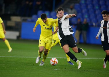 30 Kasım 2021 'de Riazor Stadyumu' nda Victoria CF ile Villarreal arasında oynanan İspanya Kral Kupası maçında Coruna-Spain.Gerard Moreno (forvet) sahada.