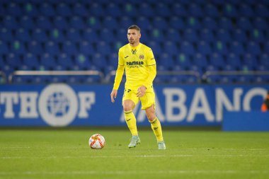 30 Kasım 2021 'de Riazor Stadyumu' nda Victoria CF ile Villarreal arasında oynanan İspanya Kral Kupası 'nın futbol maçı sırasında Coruna-Spain.Adrian de la Fuente eylemde.