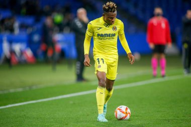 Bir Coruna-İspanya. Samuel Chimerenka Chukwueze, İspanya Kral Kupası 'nın 30 Kasım 2021' de Riazor Stadyumu 'nda Victoria CF ve Villarreal arasında oynanan futbol maçı sırasında hareket halindeydi.