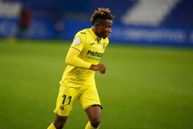 Bir Coruna-İspanya. Samuel Chimerenka Chukwueze, İspanya Kral Kupası 'nın 30 Kasım 2021' de Riazor Stadyumu 'nda Victoria CF ve Villarreal arasında oynanan futbol maçı sırasında hareket halindeydi.