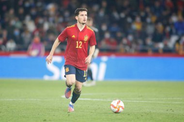 Hugo Guillamon İspanya ile İzlanda arasında 29 Mart 2022 tarihinde La Coruna, İspanya 'da oynanan Riazor Stadyumu' nda oynanan dostluk karşılaşmasında İspanya 'nın savunucusu.