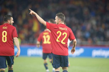 İspanya 'nın orta saha oyuncusu Pablo Sarabia, 29 Mart 2022 tarihinde İspanya' nın La Coruna kentinde oynanan Riazor Stadyumu 'nda oynanan dostluk maçında attığı golü kutluyor..