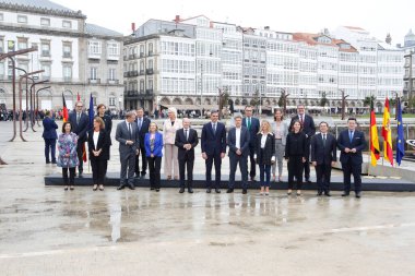 İspanya Başbakanı Pedro Sanchez ve Almanya Başbakanı Olaf Scholz, 5 Ekim 2022 'de A Coruna' da düzenlenen 16..