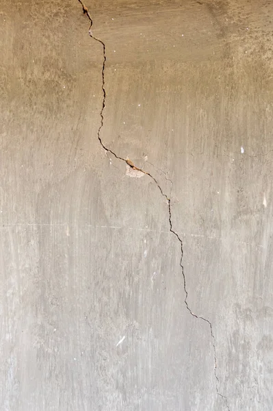 Weather Deteriorated Wall Crack Visible — Foto Stock