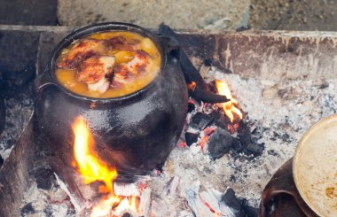 Balkan geleneksel yağlı gıda