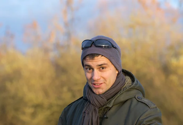 Atractivo retrato de hombre — Foto de Stock