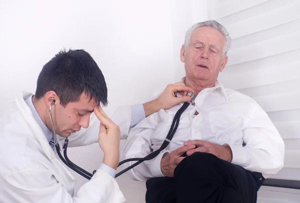 Doctor and patient — Stock Photo, Image