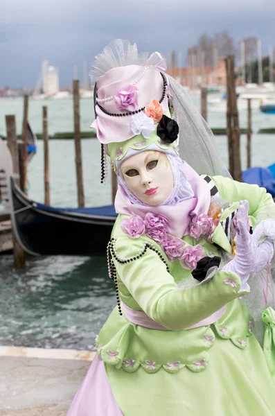 Máscara de carnaval e gôndolas — Fotografia de Stock