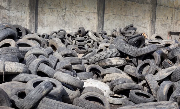 Industrie du recyclage des pneus — Photo