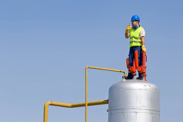 Trabalhador do petróleo — Fotografia de Stock