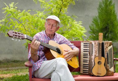 Komuta sizde gitar ile
