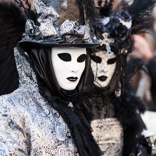 Černé & bílý, masky na karneval, Benátky, Itálie — Stock fotografie