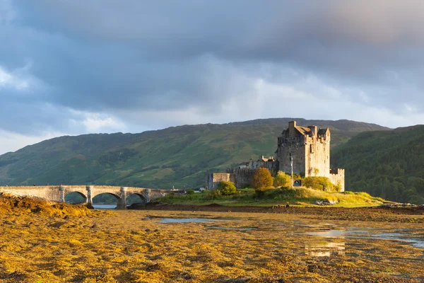 Apus de soare la Castelul Elian Donan — Fotografie, imagine de stoc