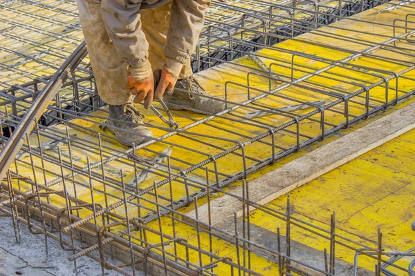 Builder worker Installing Steel Work 2 — Stock Photo, Image