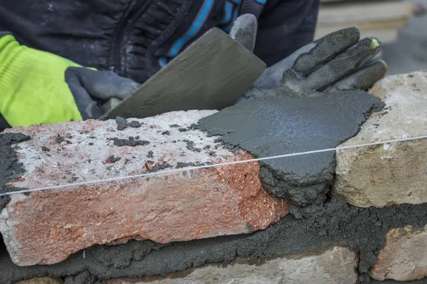 Bricklaying Spreading a Bed Joint — Stock Photo, Image