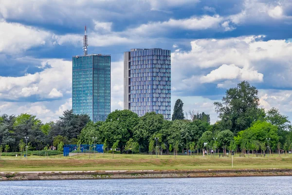 Usce Towers Einkaufs Und Geschäftszentrum Und Sava Fluss Belgrad Serbien Stockbild