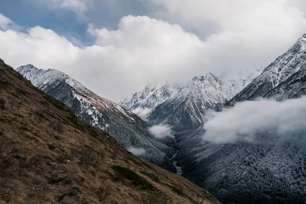Гори Кавказу Росії Чудовий Краєвид Природа Хмарне Гірське Тло — стокове фото