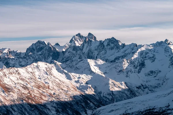 Sneeuwberg Ushba Grote Kaukasusrug Zonnige Dag Voor Suset Uitzicht Van — Stockfoto
