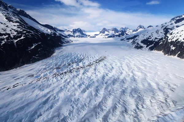 Glaciar visto desde una perspectiva de pájaro —  Fotos de Stock