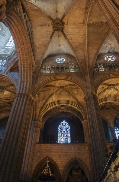 Techo de la bóveda del ventilador en arcade, Catedral de Barcelona, España — Foto de Stock