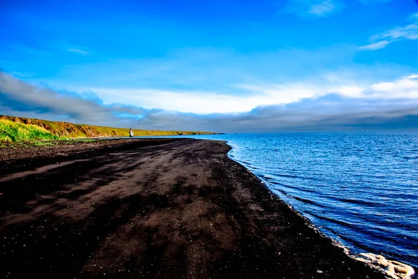 Fekete Strand Lábnyomokkal Kavicsokkal Vatnsnes Félszigeten Észak Izlandon — Stock Fotó