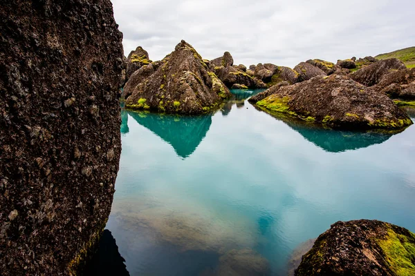 Storurd Borgarfiordur Eystri Giant Boulders Oasis Meadows Lakes Surrounded Sheer — Zdjęcie stockowe