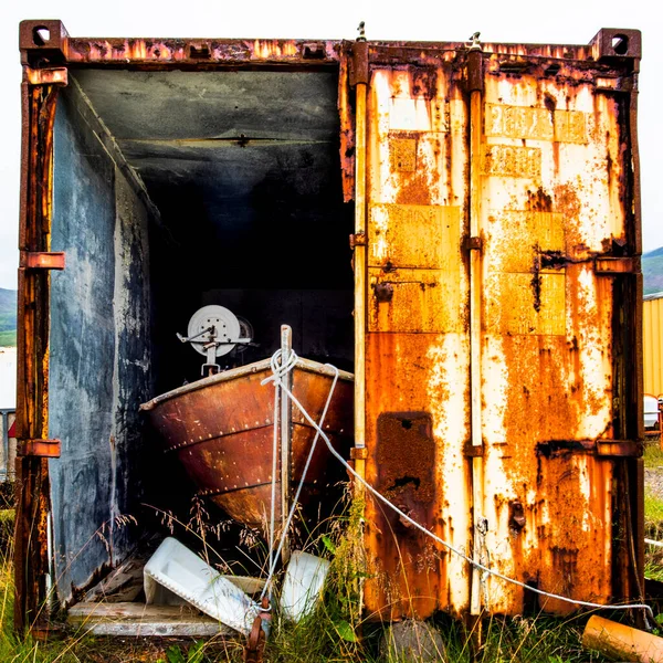 Small Abandoned Fishing Boat Rusty Container Half Open Door Plains — стокове фото