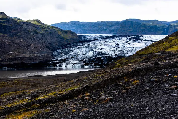 Geleira Solheimajokull Coberta Fuligem Erupções Anteriores Com Lago Glacial Descendo — Fotografia de Stock