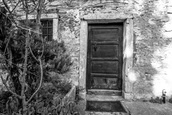 Porta Legno Vintage Casa Campagna Montagna Con Muro Pietra Lusiana — Foto Stock