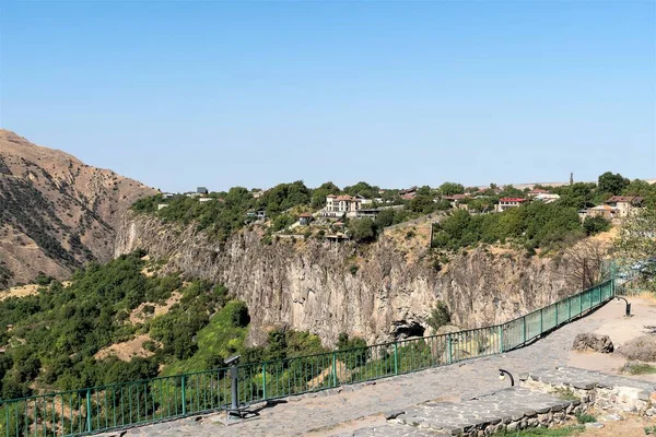 Armenia Garni Septiembre 2021 Cubierta Observación Entre Las Montañas —  Fotos de Stock