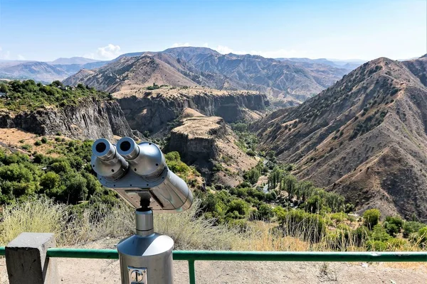 Špionážní Dalekohled Pro Vyhlídku Hory Místě Arménie — Stock fotografie