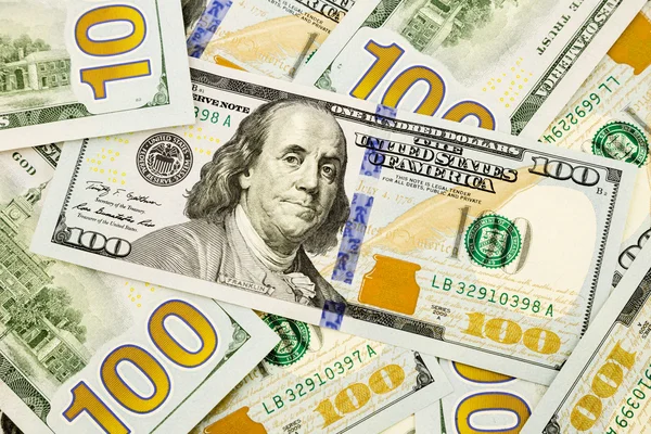 Nowe wydanie 100 dolarów banknotów, waluty inflacja i eco — Zdjęcie stockowe