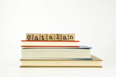 Katalan dili word ahşap pullar ve kitaplar