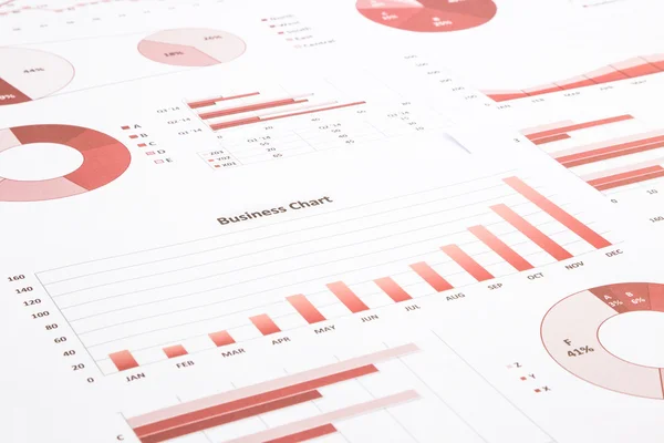 Красные бизнес-диаграммы, графики, годовой отчет и резюме — стоковое фото