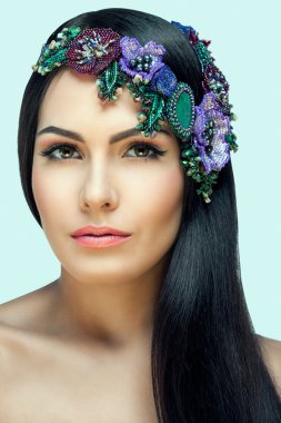 zarif ve bakımlı Bayan