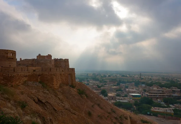 şehir ve kale jaisalmer havadan görünümü.